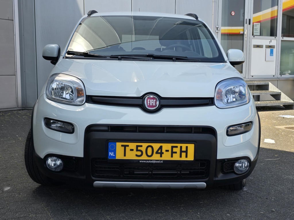 Fiat Panda 1.0 hybrid city life slechts 2895 km!!