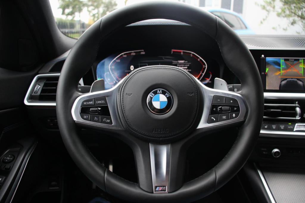 BMW 3-serie touring 330i m-sport - leder - 360 camera - head up - led - vir