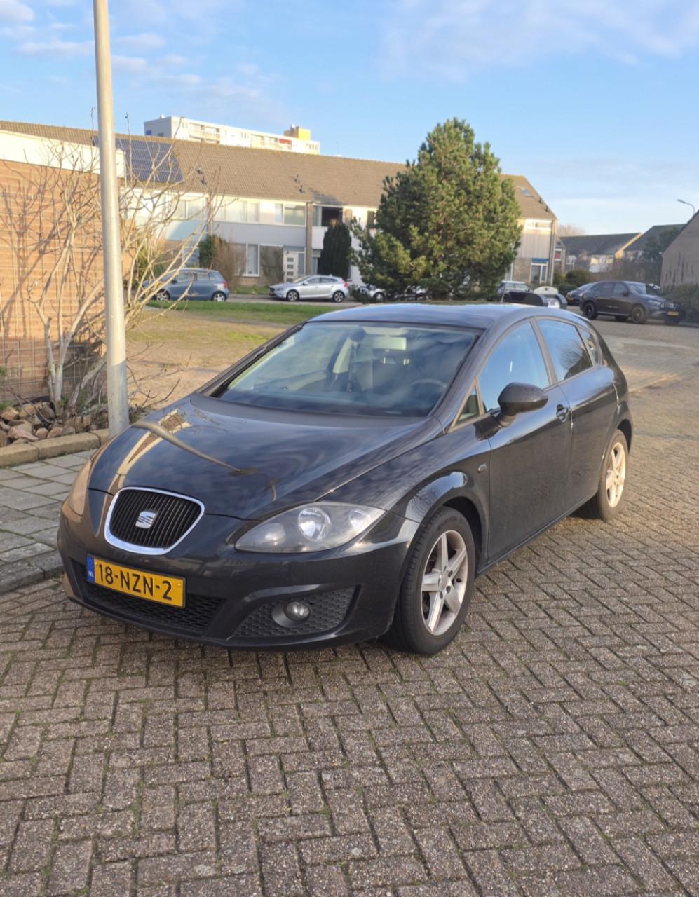 Mooie Seat Leon 1.6 benzine. Airco Cruise