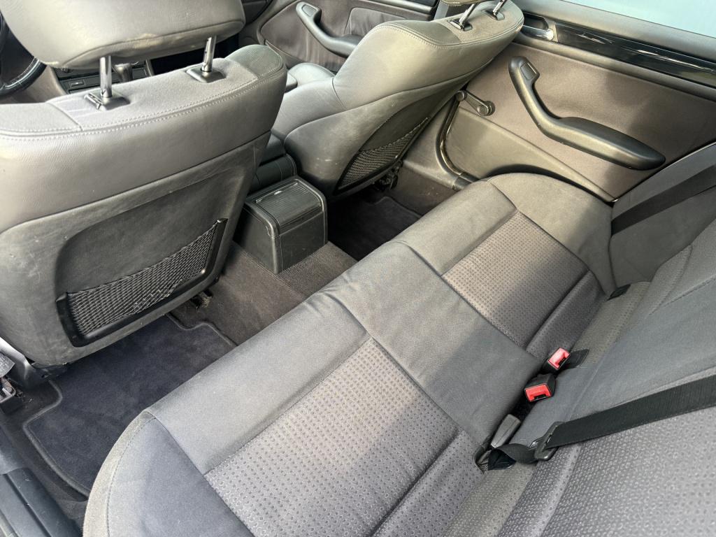 BMW 3-serie touring 318i 2.0i 143pk executive sportline e46