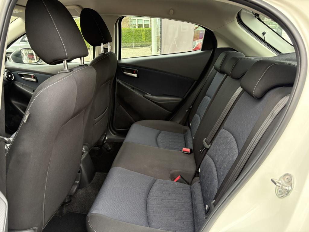 Mazda 2 1.5 skyactiv-g ts lichtmetalen velgen