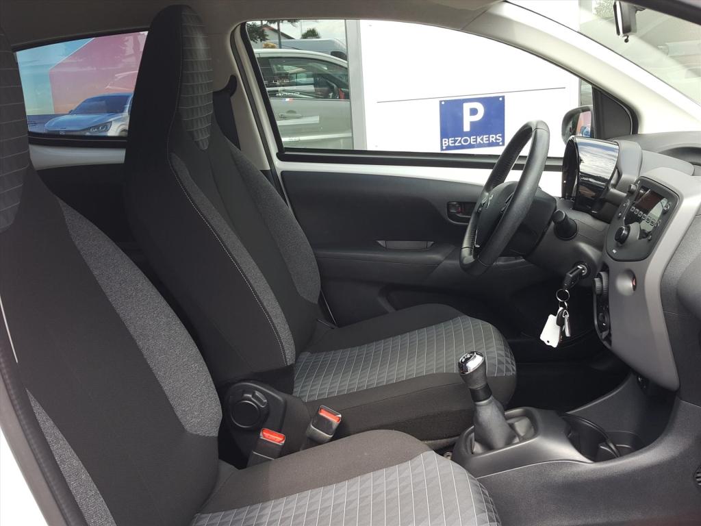 Peugeot 108 active 1.0 e-vti 72pk 5d airco | led-verlichting | radio | blue