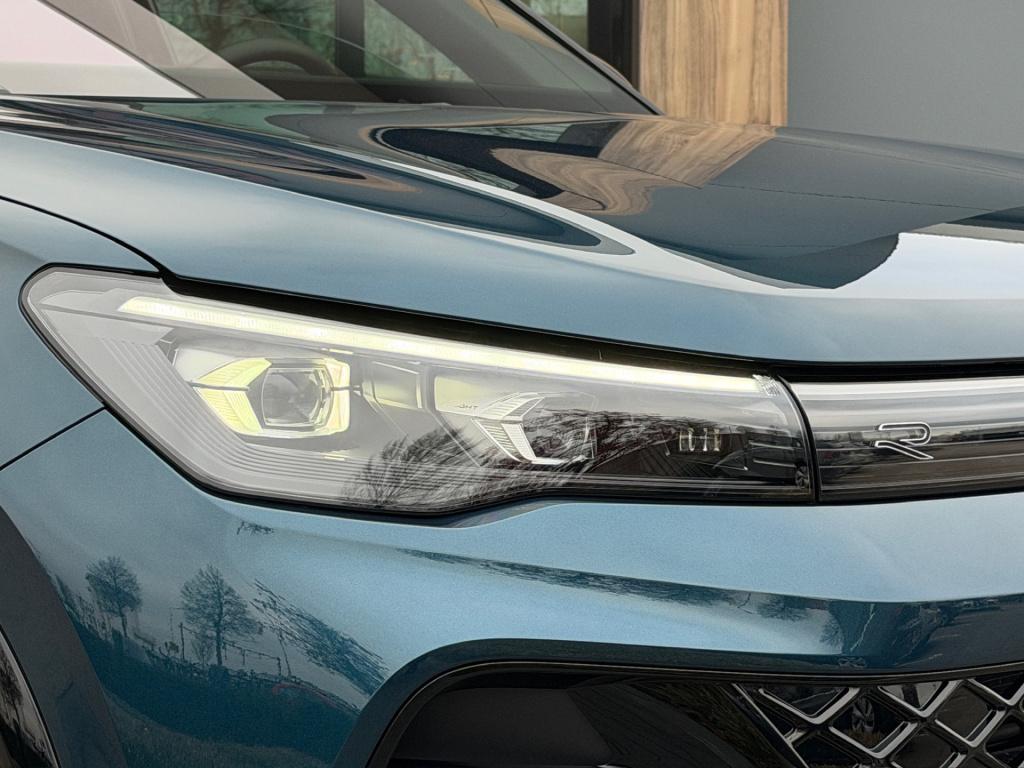 Volkswagen Tiguan 1.5 ehybrid r-line | black line | 360 camera | trekhaak |