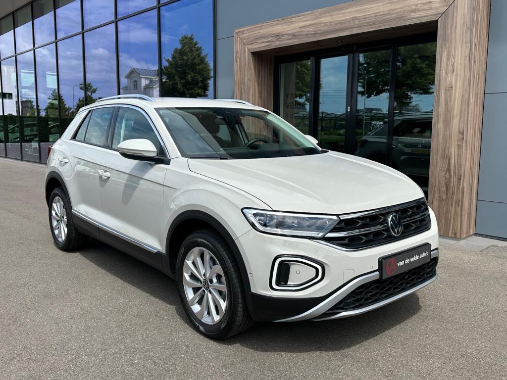 Volkswagen T-roc 1.5 tsi 150pk dsg style carplay | camera | keyless | elek.