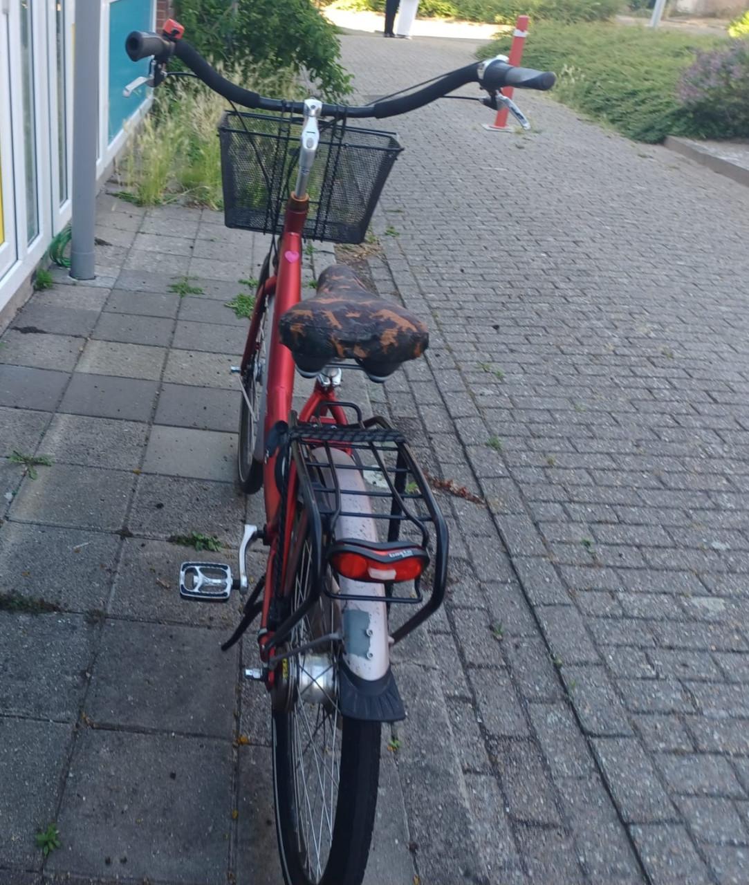 Union Flow 26 inch damesfiets incl. Basil mandje - Zeer nette staat