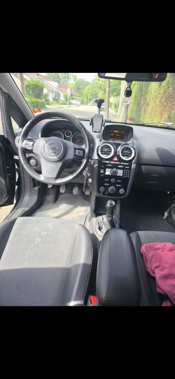 Opel corsa benzine