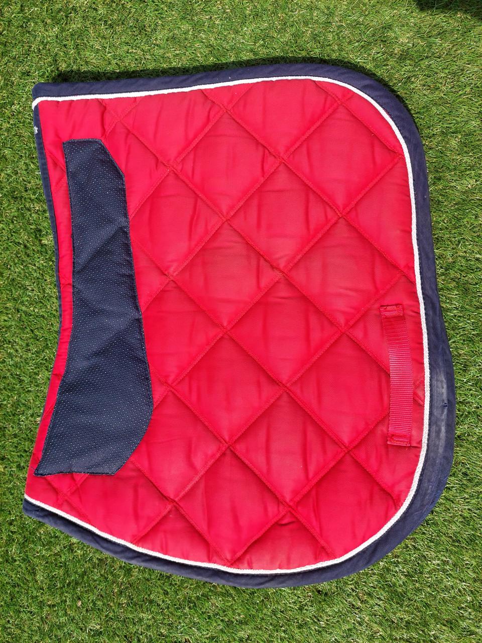 Paarden dekje rood