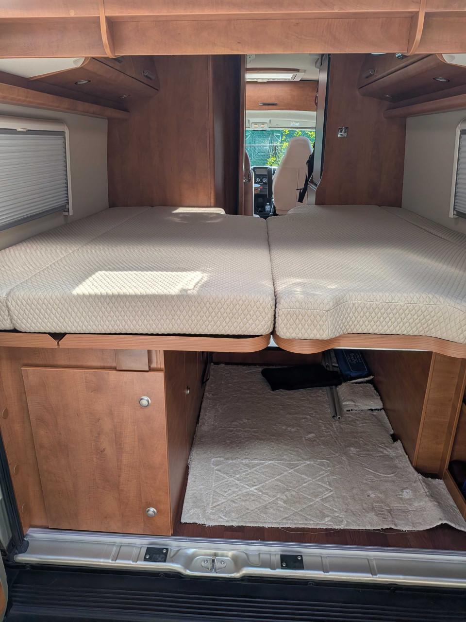 Carthago Malibu 640 LE buscamper - lengte bedden - 28007km
