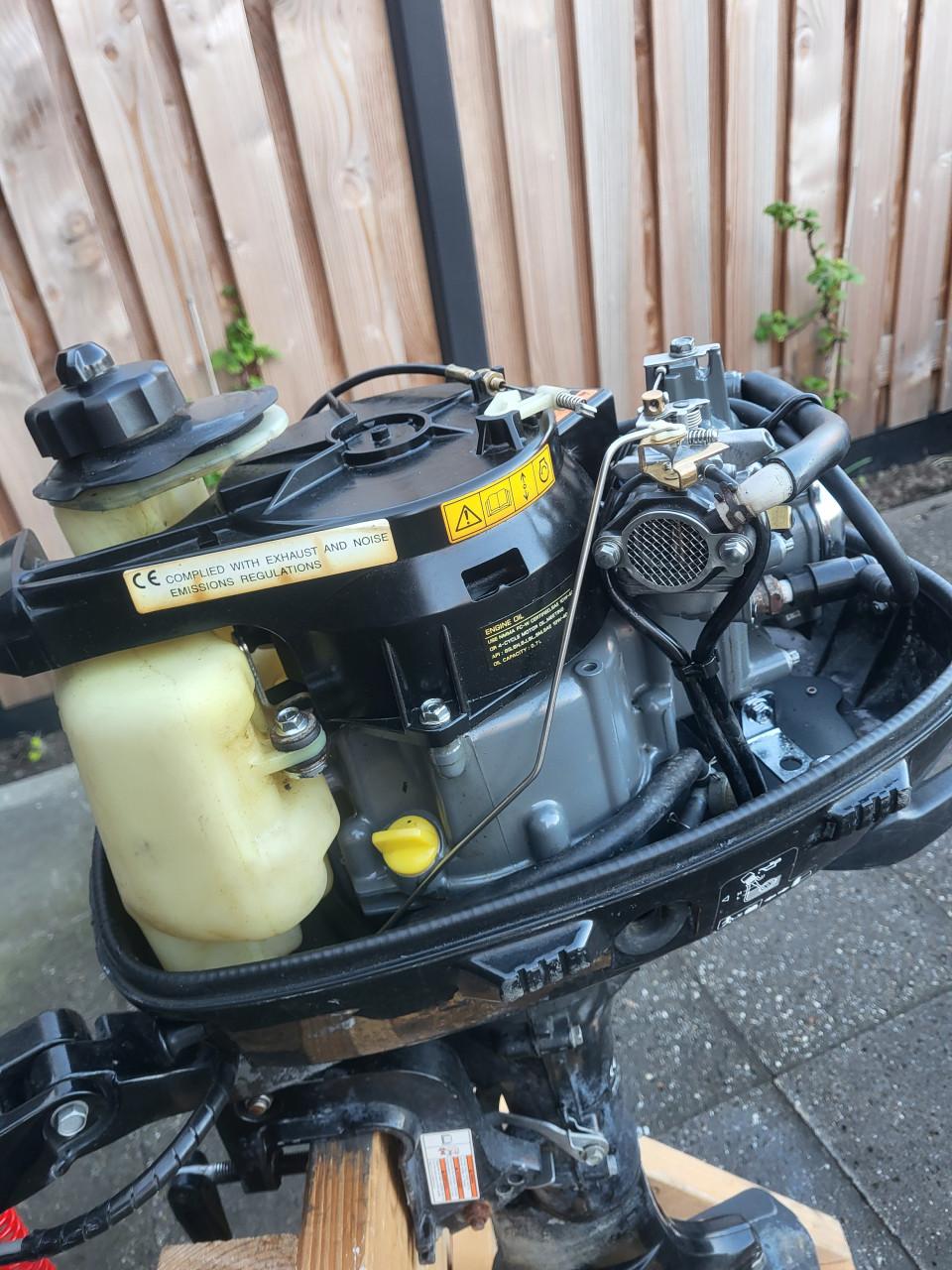 Nimarine Rhino Black 2.90 rubberboot met een 6 pk Suzuki DF6