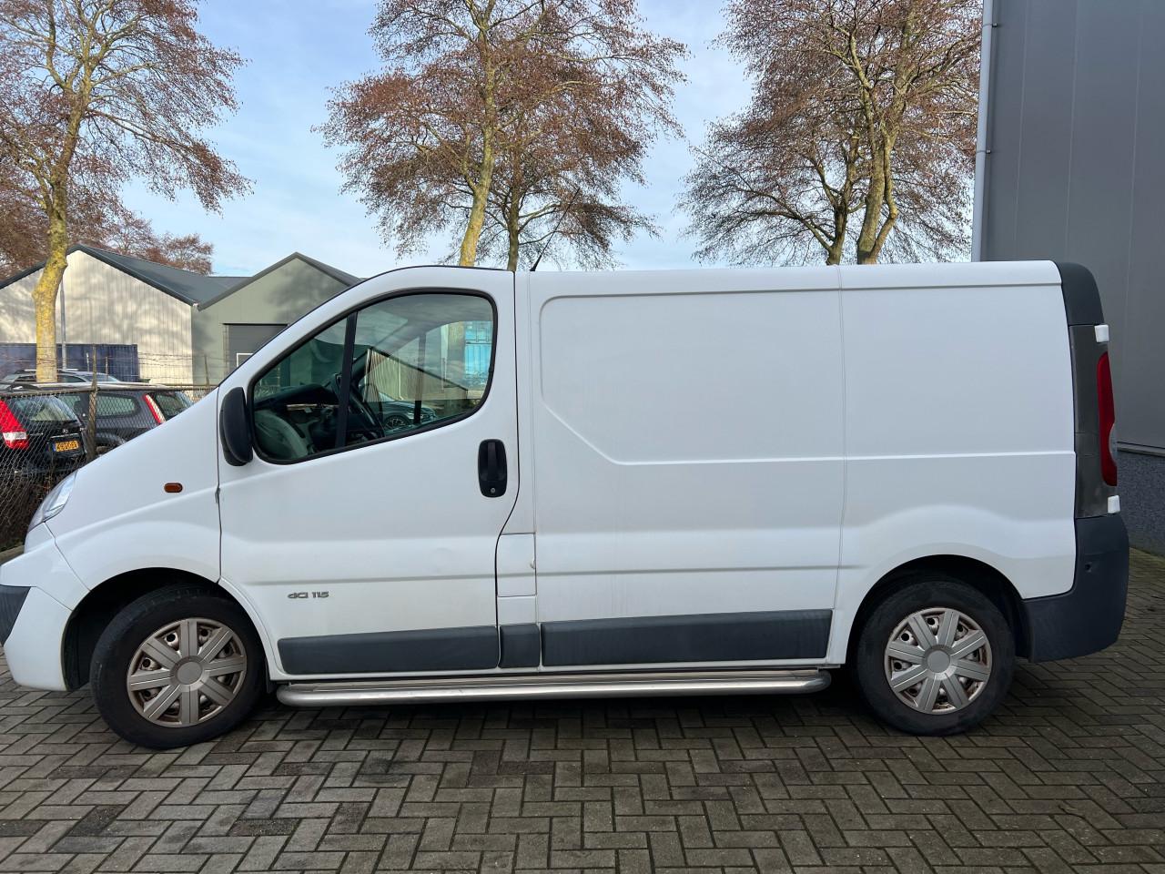 Renault Trafic 2.0dCi T27 L1H1 ZEER NETTE BUS