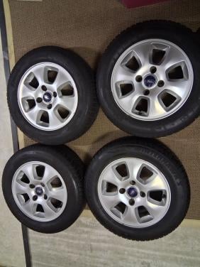 Originele ford velgen met winterbanden