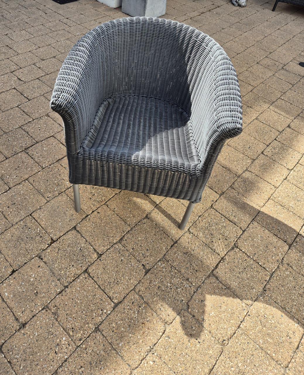 4 Mooie Terras stoelen