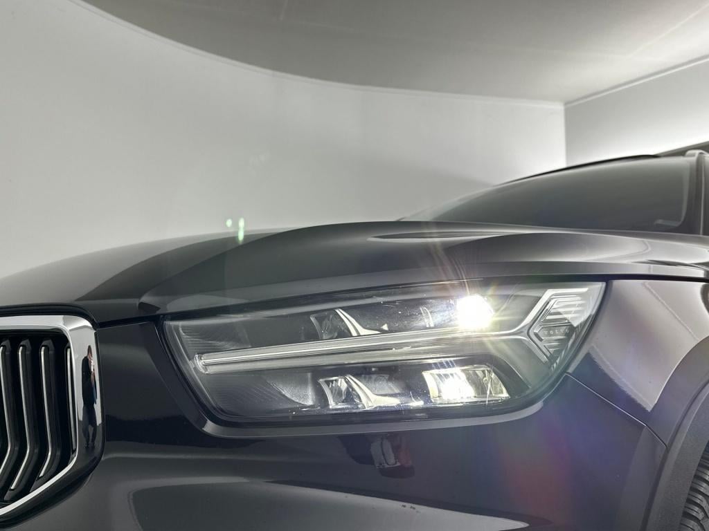 Volvo XC40 t5 262pk recharge inscription| pano| adap.cruise| leder| camera|