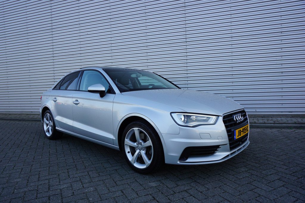 Audi A3 limousine 1.8 tfsi quattro ambition automaat panoramadak / leder / 
