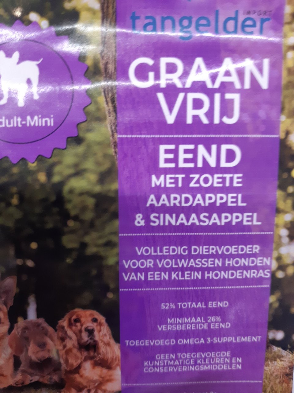 DIERVOEDERS  EN STROOISELS VOOR PAARDEN