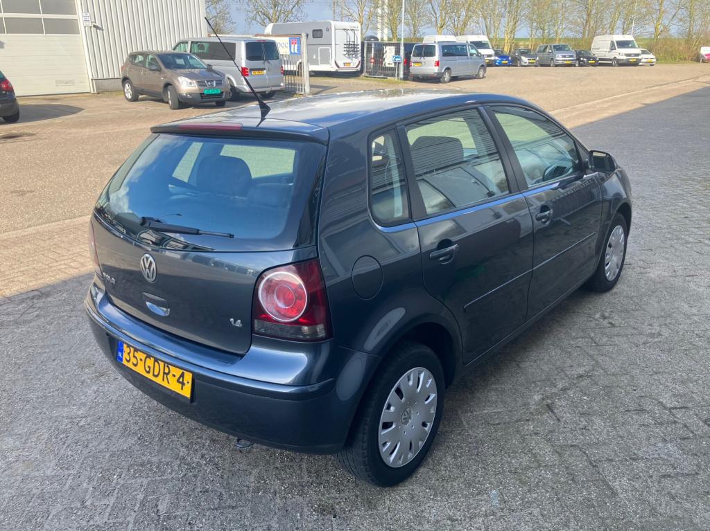 Volkswagen Polo 1.4-16v optive airco