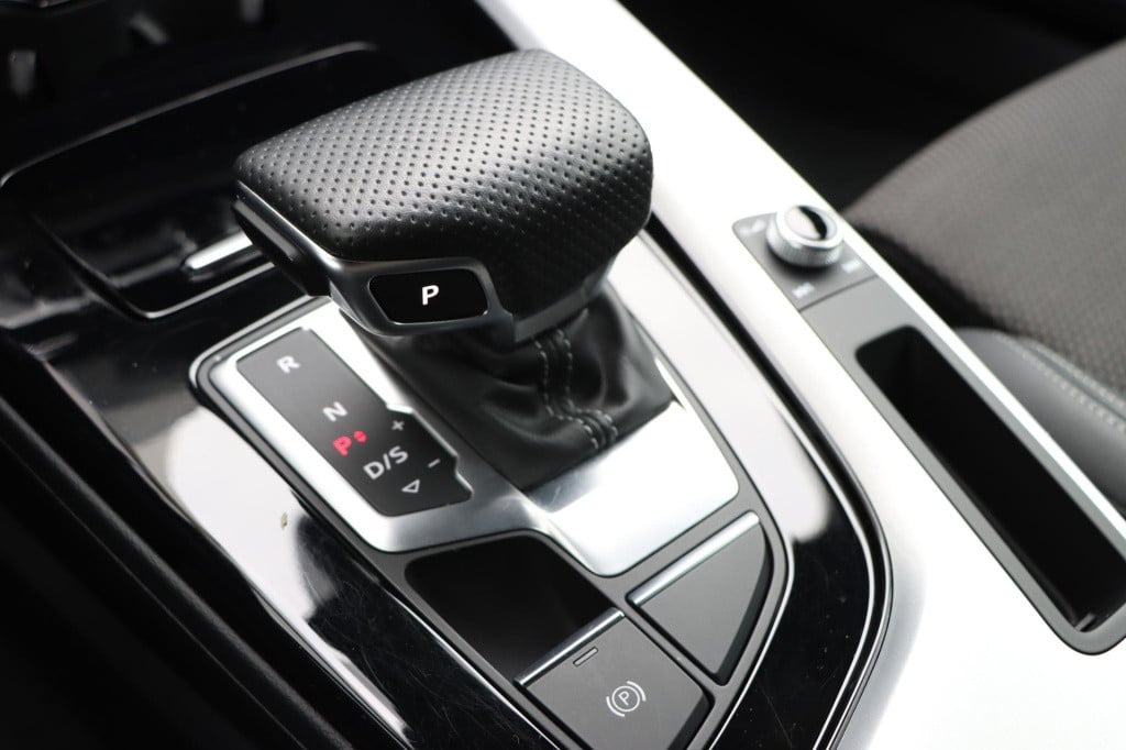 Audi A5 sportback 40 tfsi s edition competition 204pk s-tronic