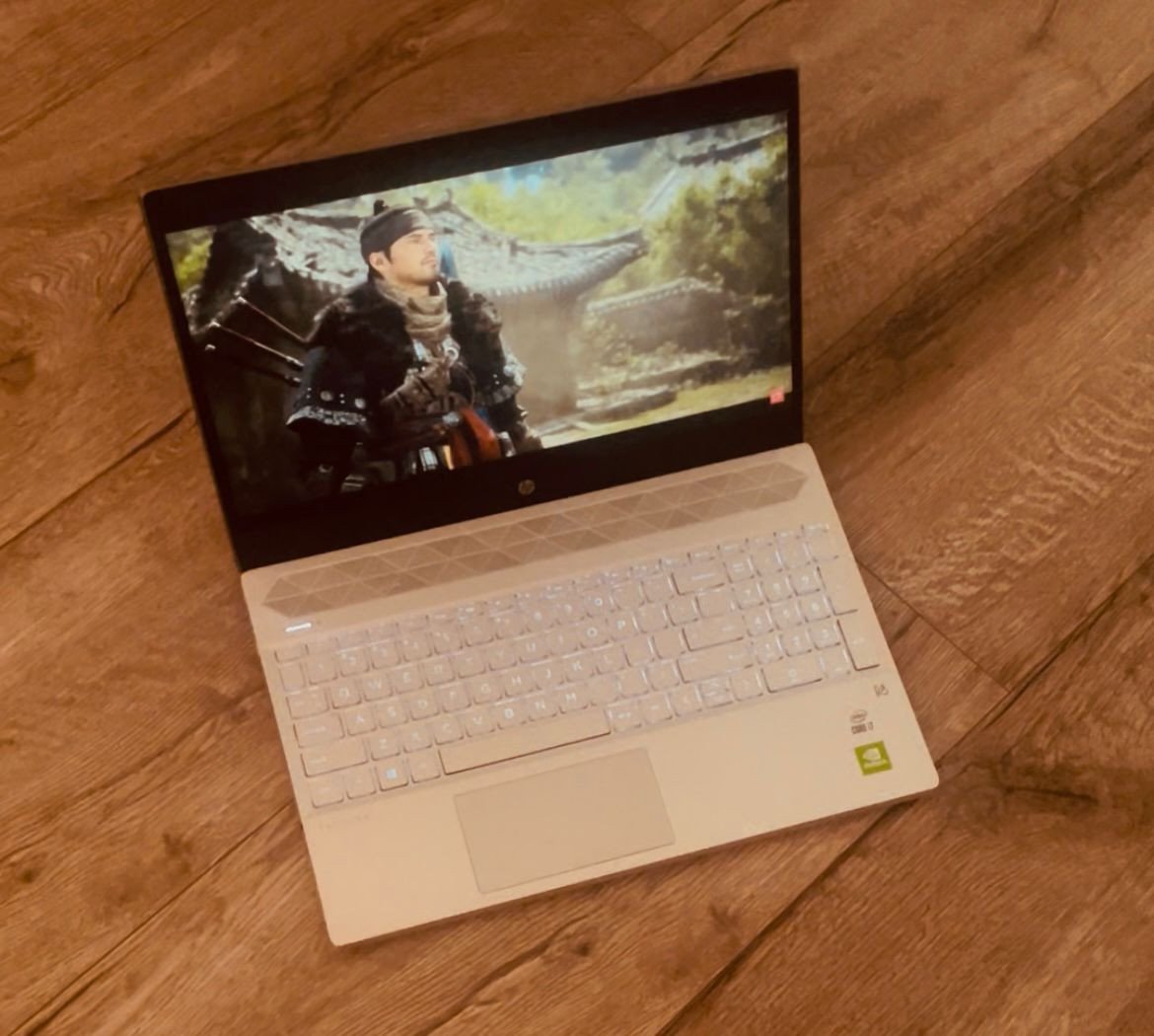 Zeer Nette Snelle Hp Laptop i7-1065G7 - 16 GB - 512 SSD - GeForce MX250 2GB