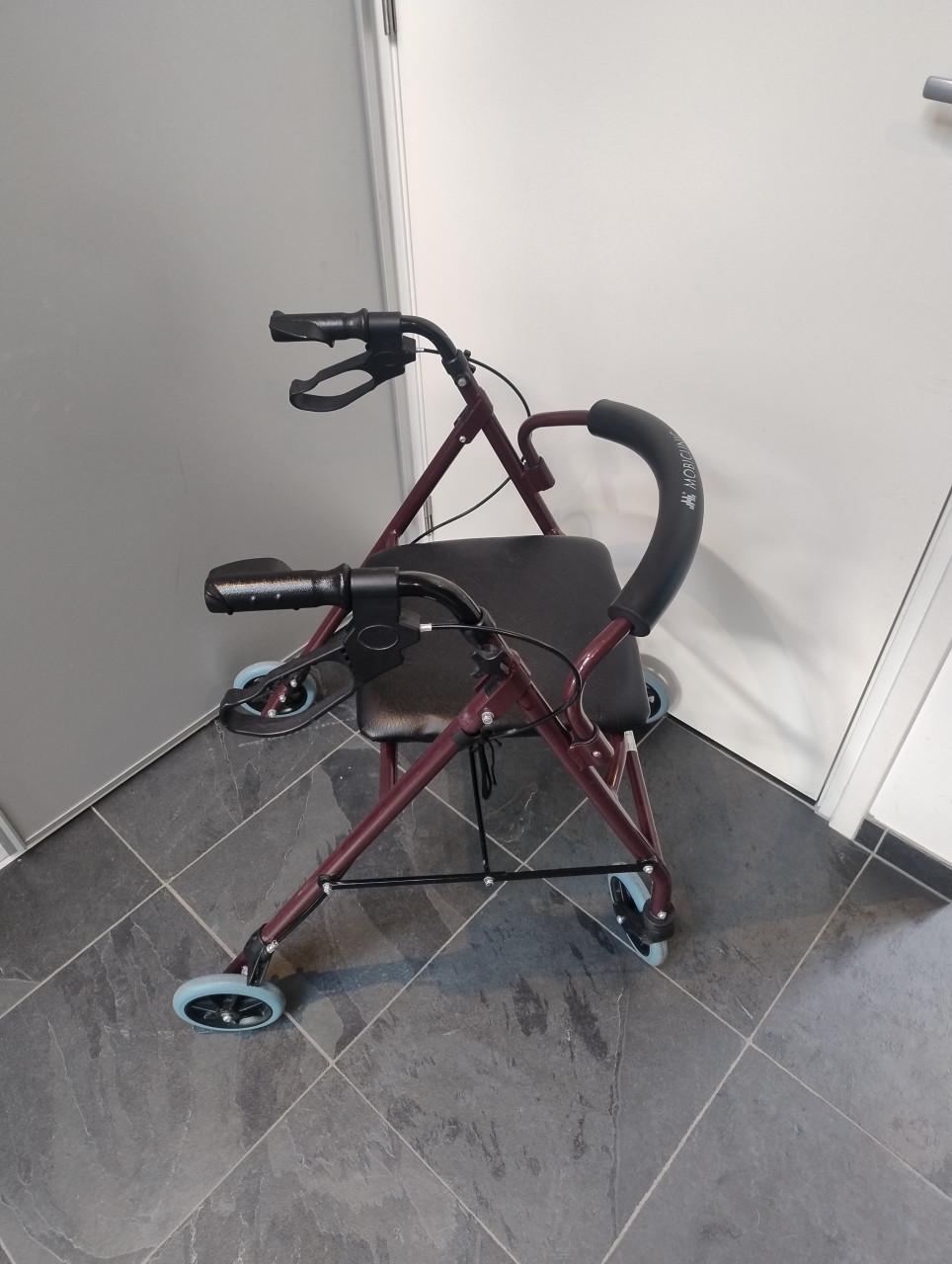Rollator mobiclinic zeer netjes