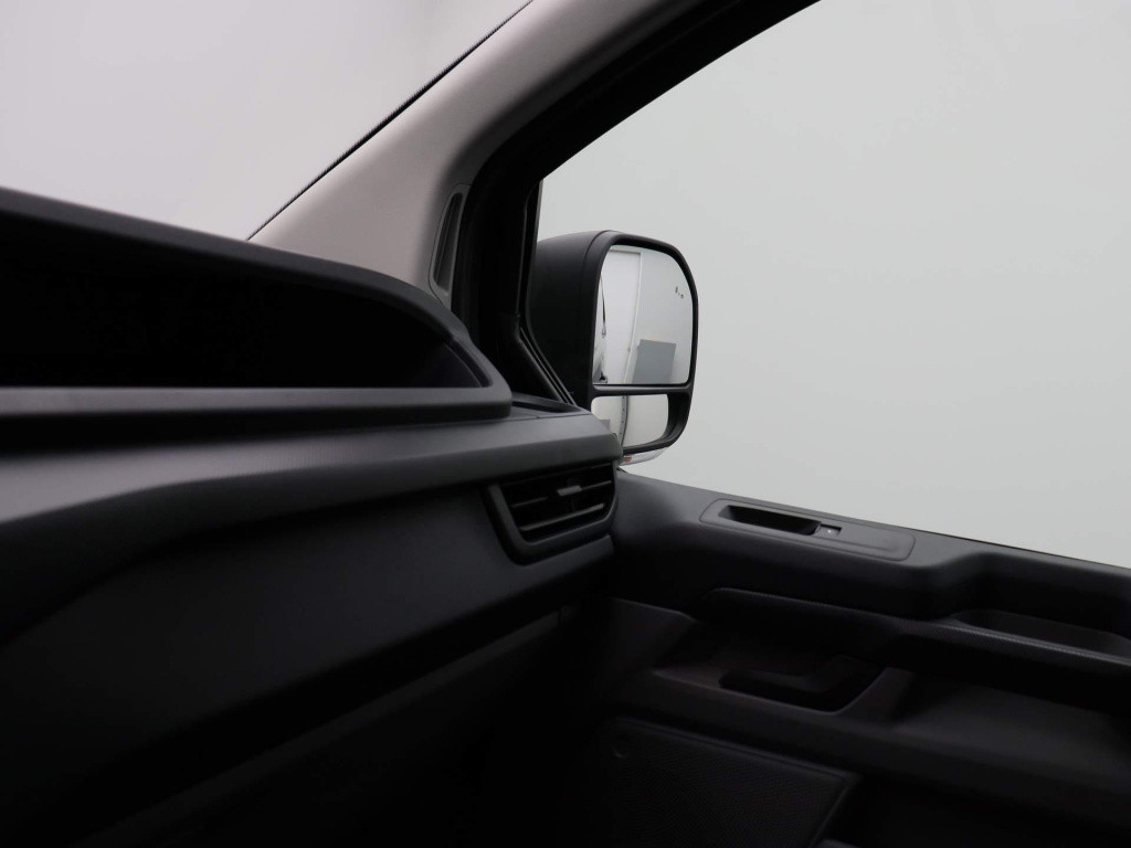 Ford Transit Custom 320 2.0 tdci l2h1 trend | demo deal | navigatie | dubbe