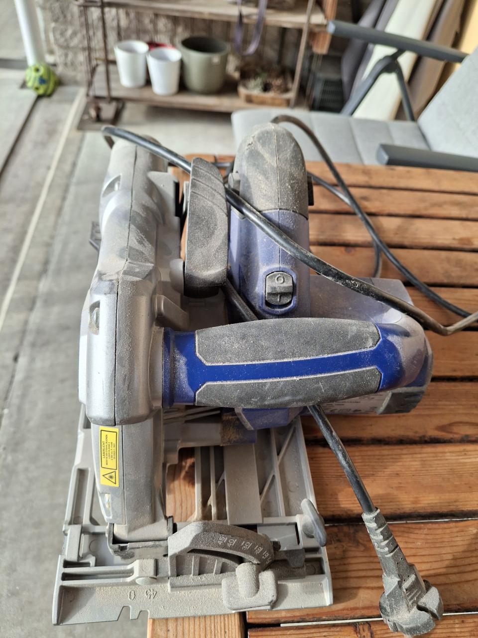 Te koop handzaag machine