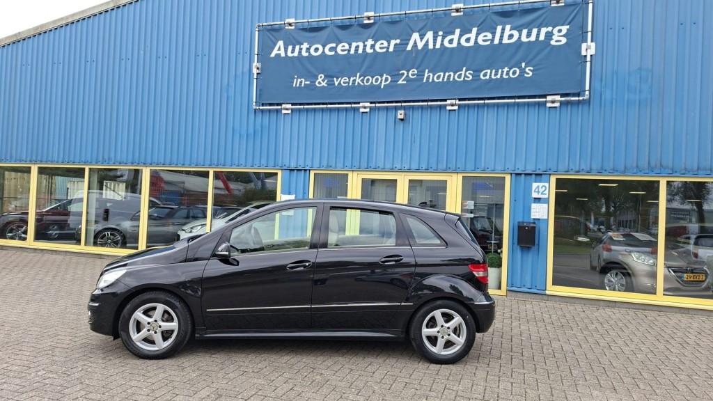 Mercedes klasse 200 Automaat 5drs bj:2008 airco-navigatie lm-velgen