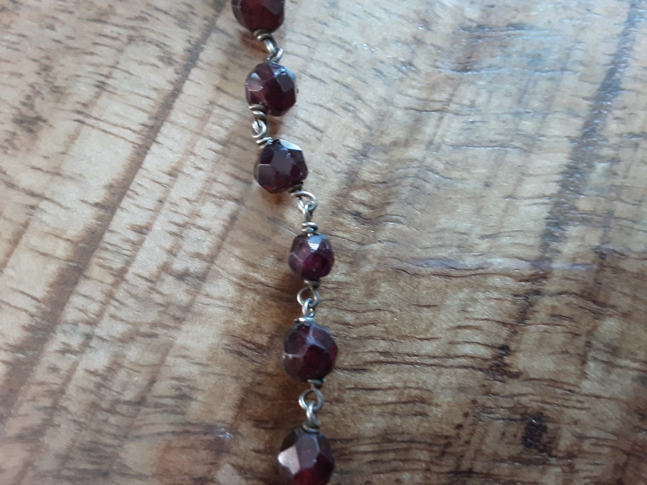 Zilveren ketting met echte granaten