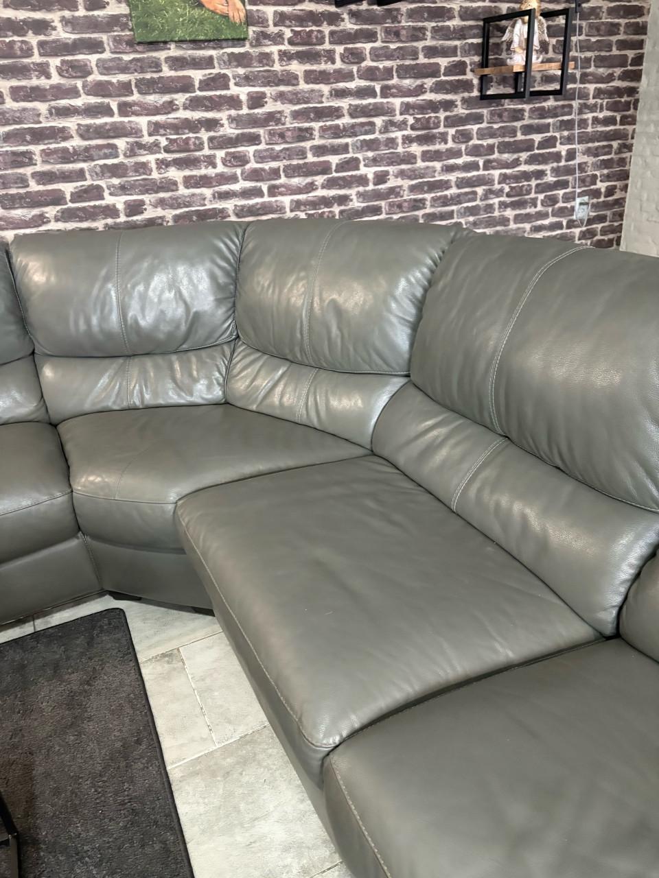 Mooie echte leren hoekbank met 2 relaxen