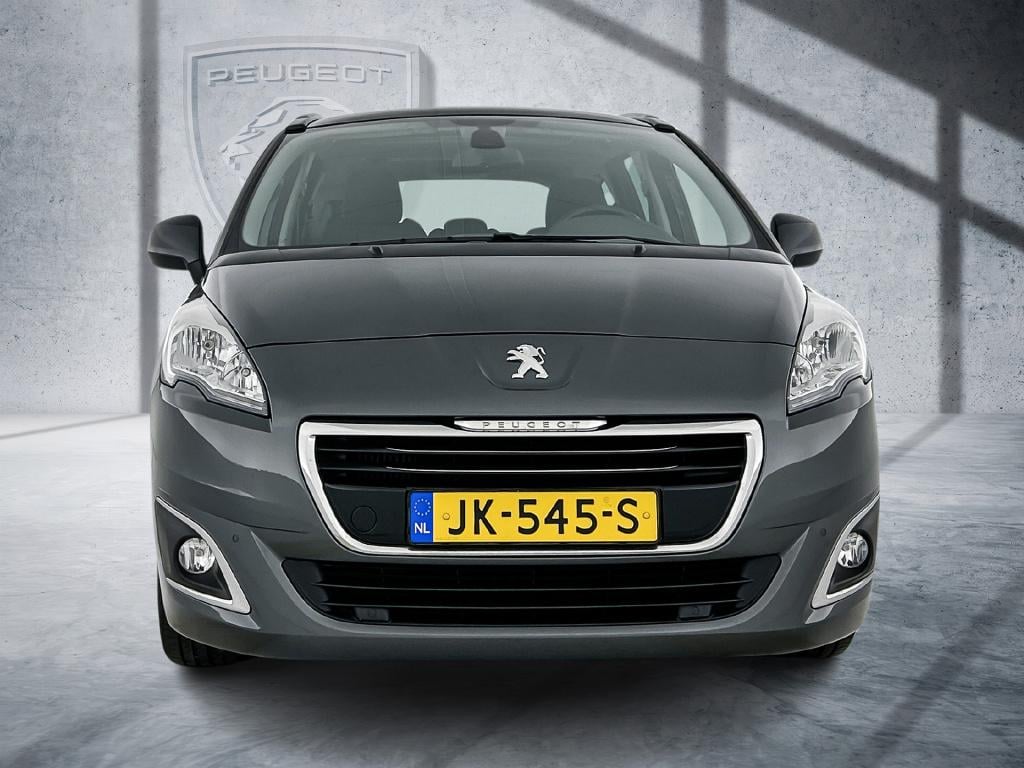 Peugeot 5008 130 pk style 7 persoons | rijklaar | trekhaak | panoramadak | 