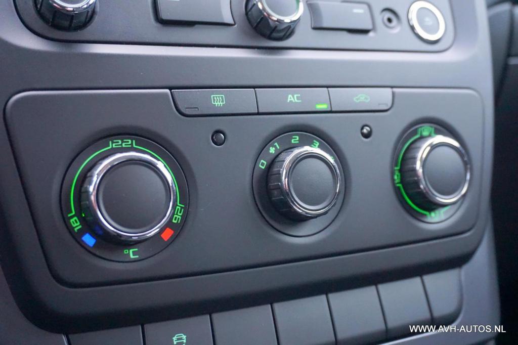 Skoda Yeti 1.2 tsi active plus automaat