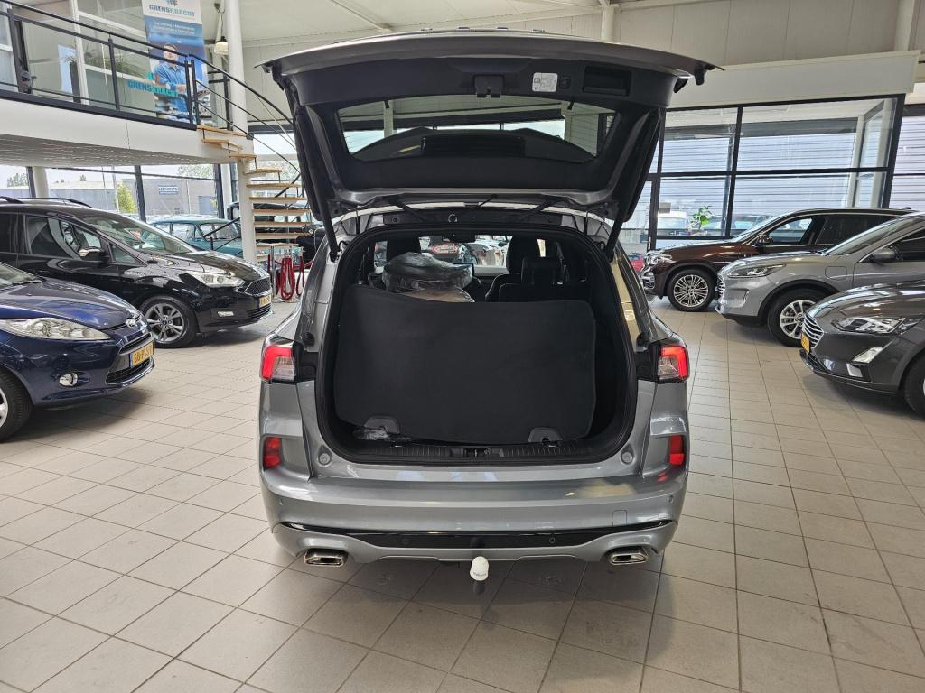 Ford Kuga 1.5 ecoboost st-line x