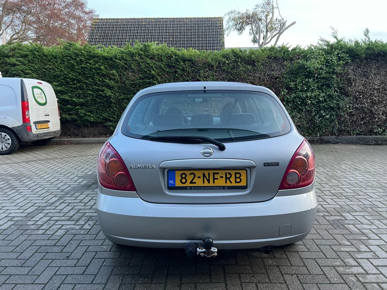 Nissan Almera 1.8 Acenta 146.078km