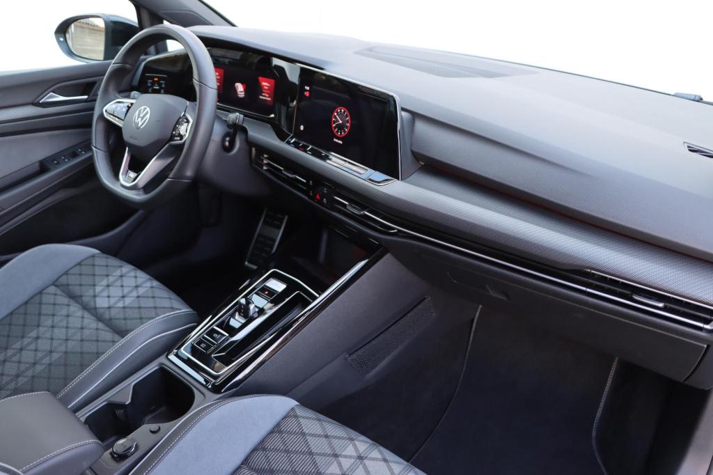 Volkswagen Golf 1.5 etsi r-line business 150pk dsg7