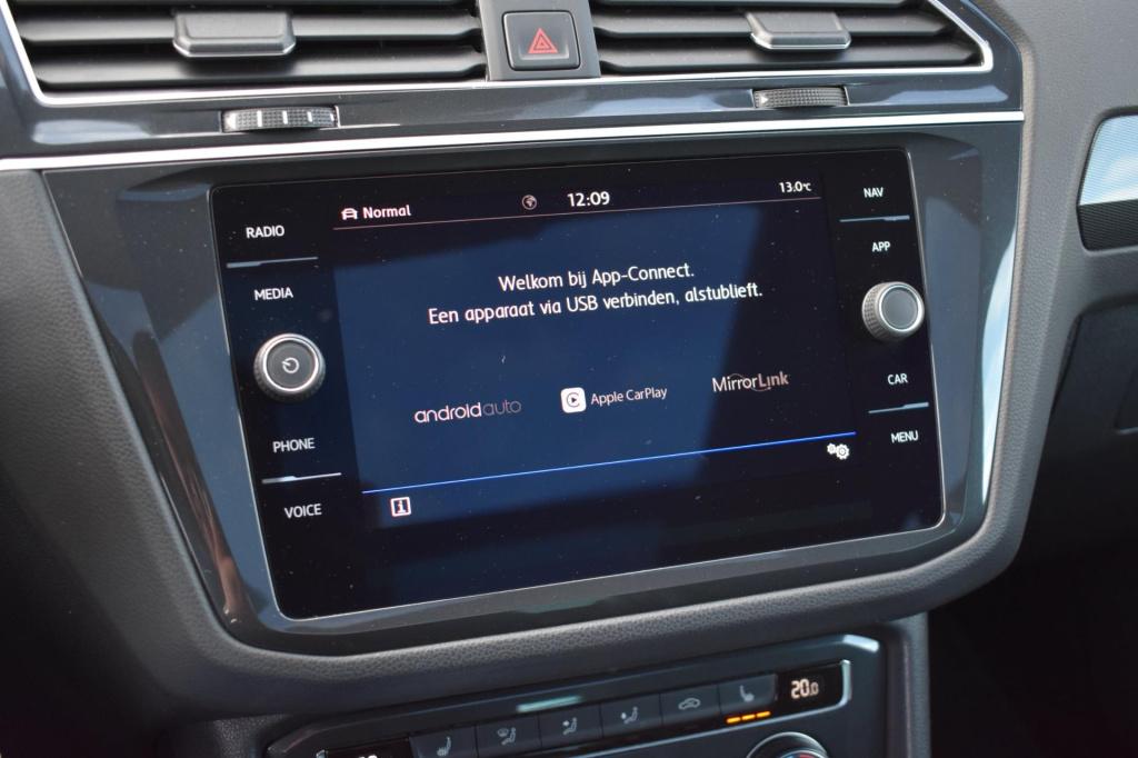 Volkswagen Tiguan 1.5 tsi act r-line | leder | pano | camera | nap | virtua