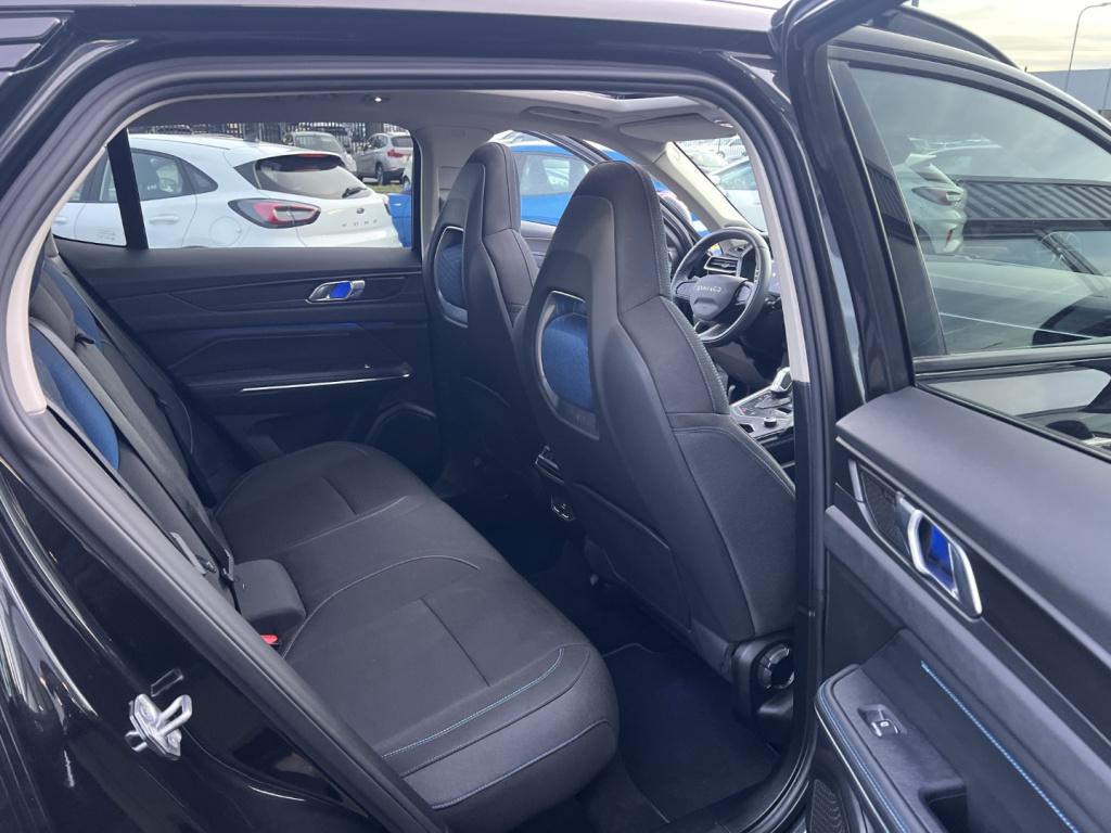 Lynk & Co 01 1.5 261pk phev black edition pano dak , 360gr camera , carplay