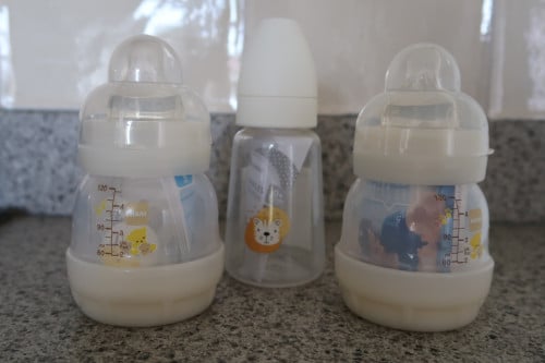 Zuigflesjes, zijn alle 3 gloednieuw voor baby's vanaf 0 maanden
