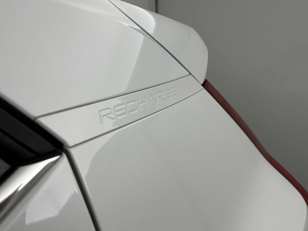 Volvo XC40 t4 211pk recharge inscription exp| navi| climate| camera| dab+|