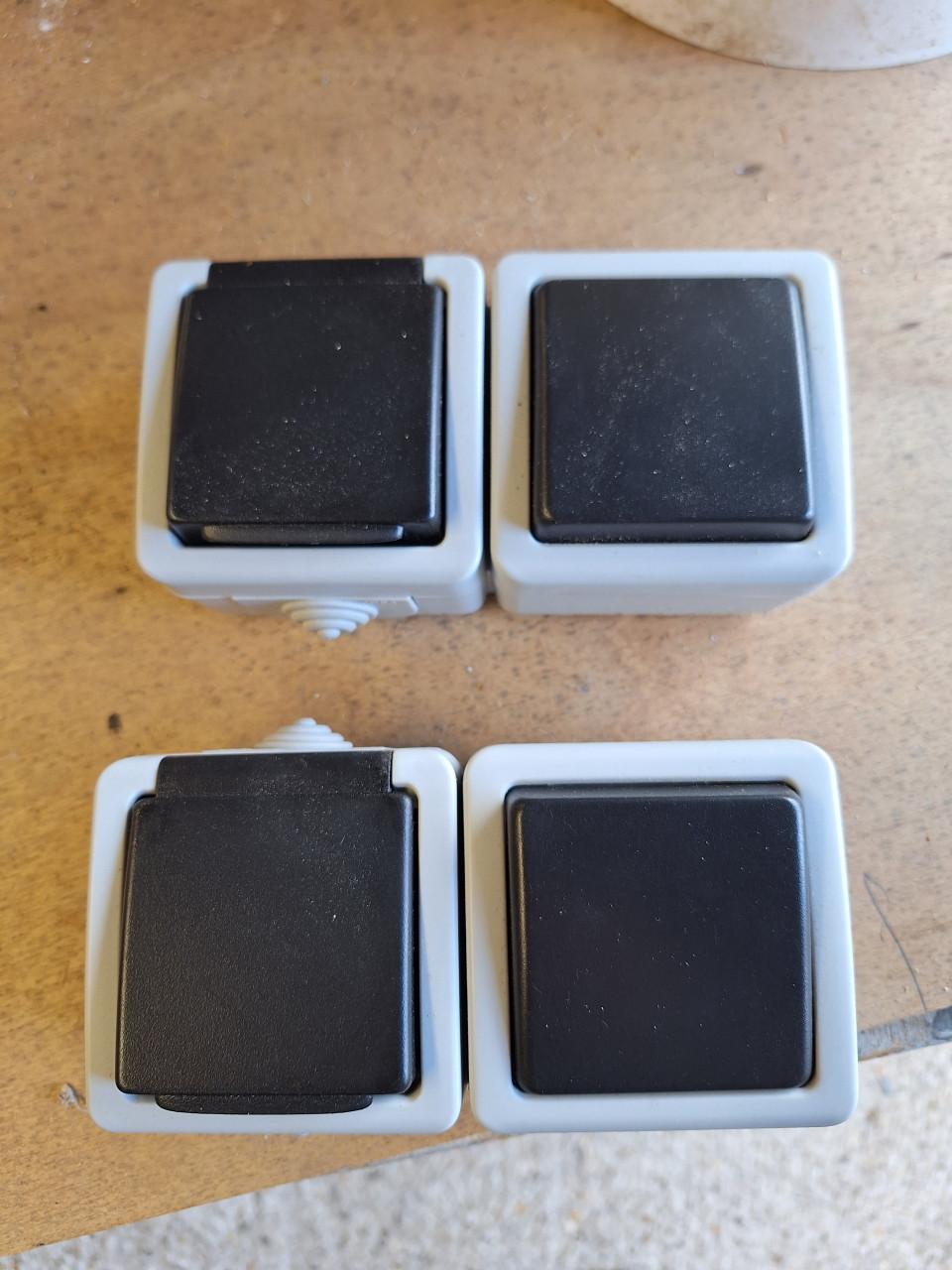 Schakelaar met stopcontact waterdicht