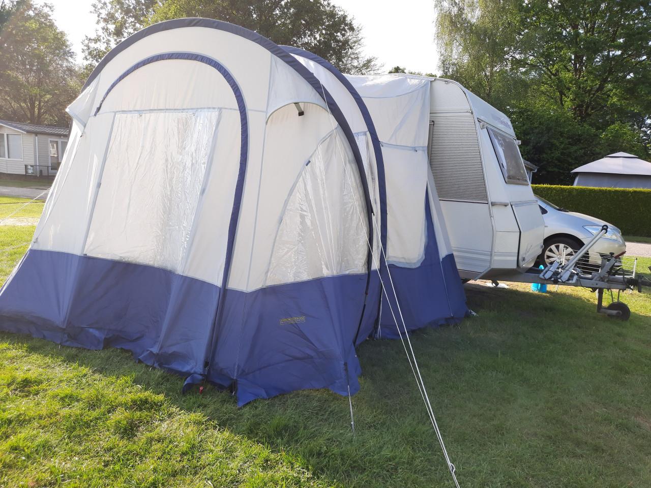 Caravan  Dethleff