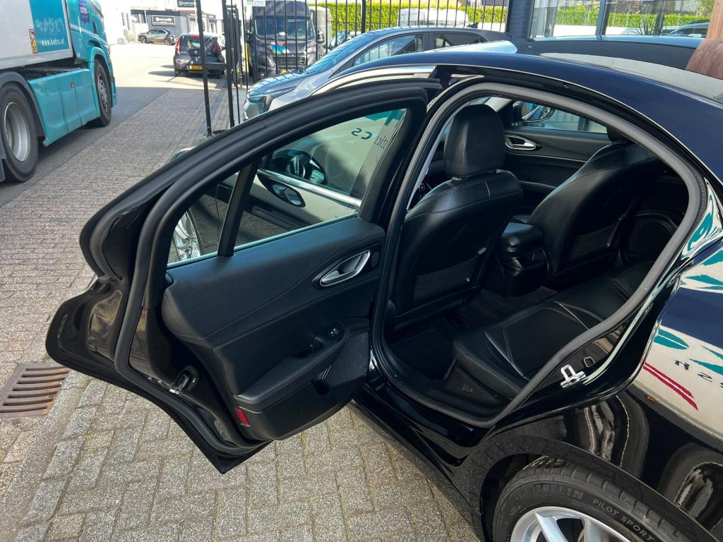 Alfa Romeo Giulia 2.0t