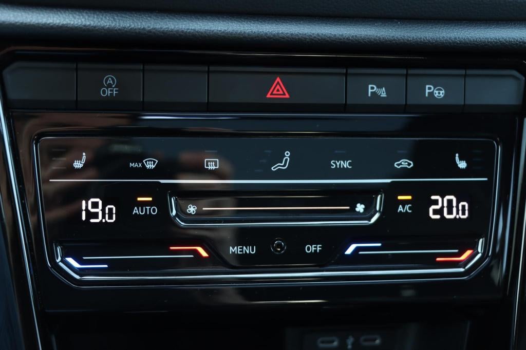Volkswagen T-roc 1.5 tsi r-line edition 150pk dsg7