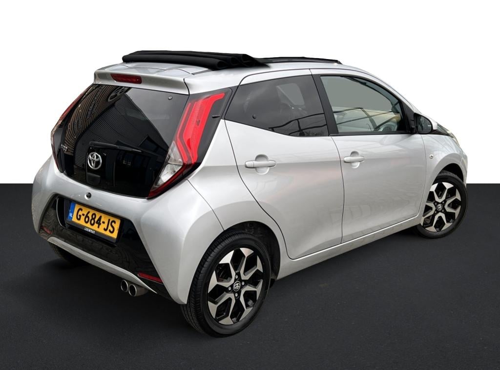 Toyota Aygo 1.0 vvt-i x-first cabrio | subwoofer | instaplijsten| uitlaatsi