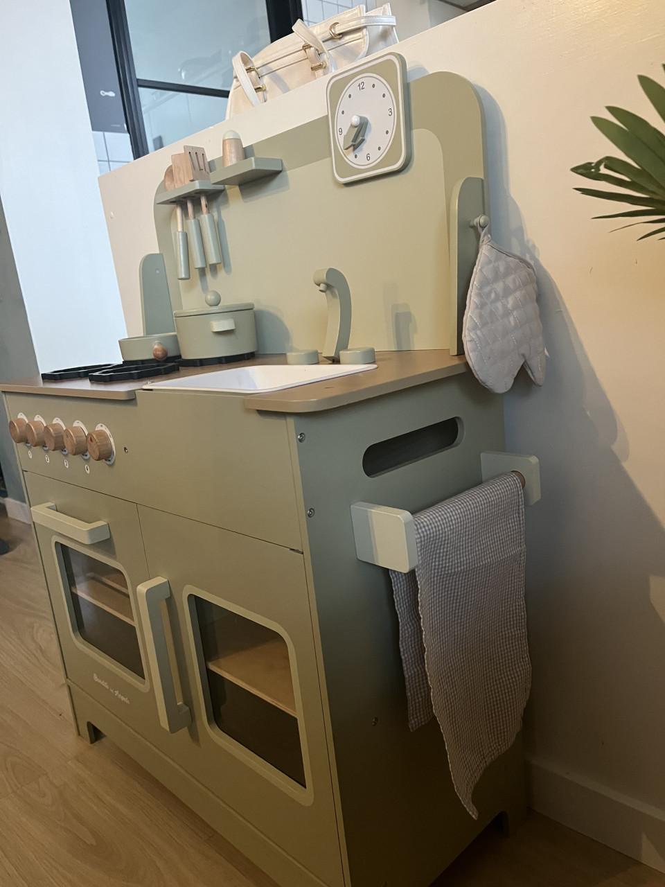 Kinder keuken (Bandits & Angels) groen