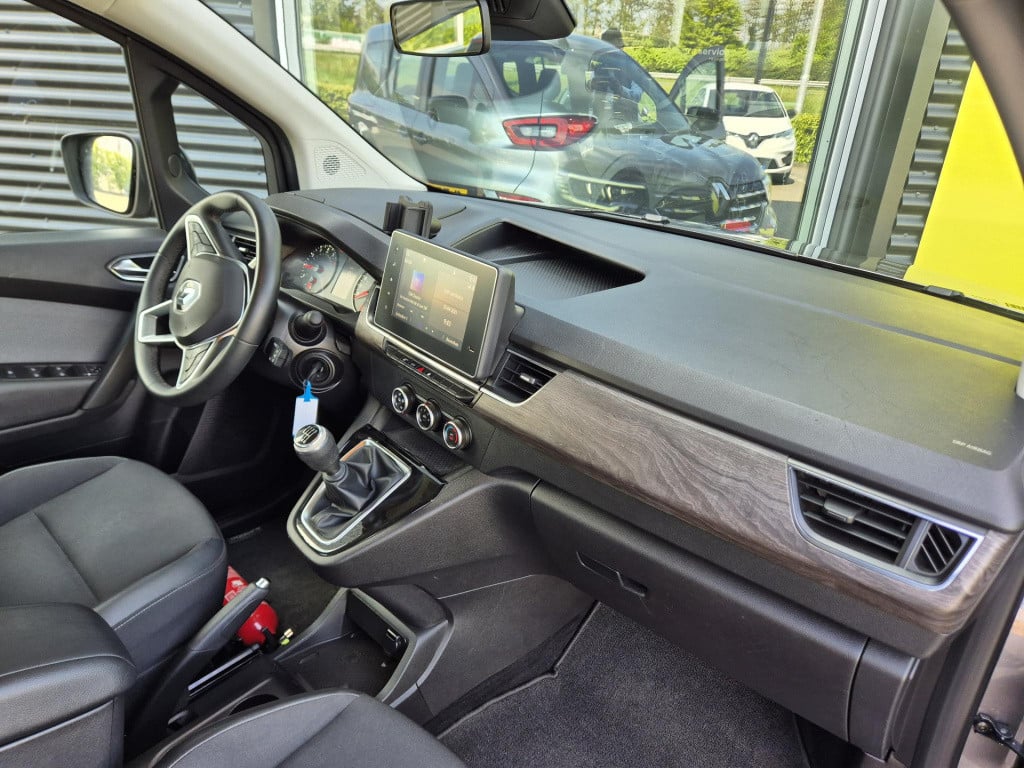 Renault Kangoo family 1.3 tce 100 all season, trekhaak, cruise, apple/andro