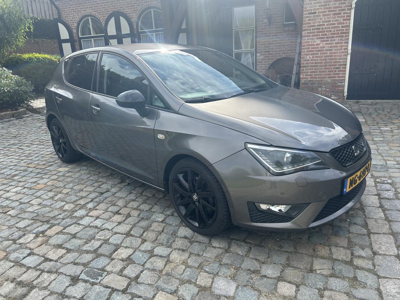 Seat Ibiza. FR 2017. 241900 km