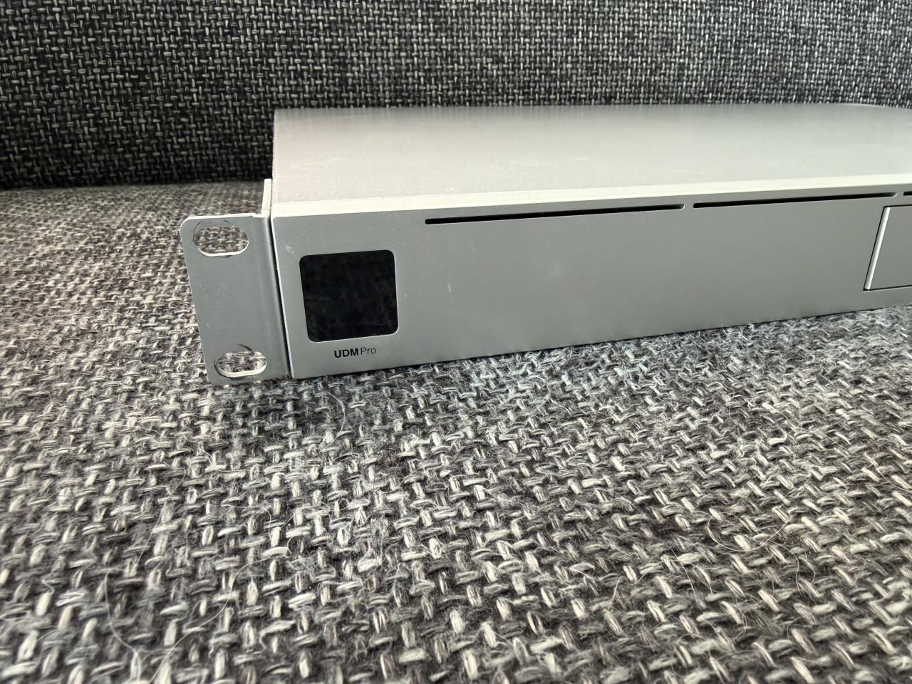 Ubiquity UniFi Dream Machine Pro