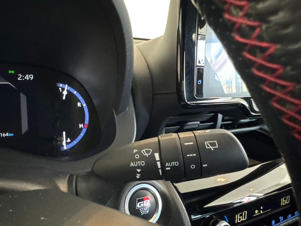 Toyota Yaris Cross 1.5 hybrid gr sport