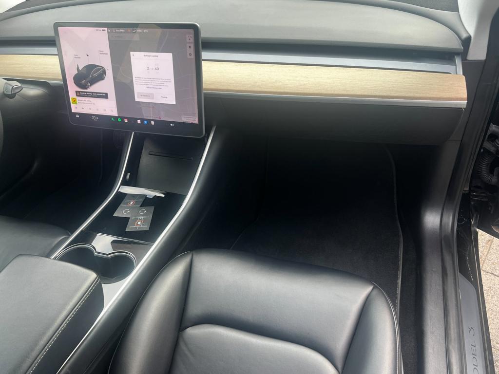 Tesla Model 3 long range awd 75 kwh