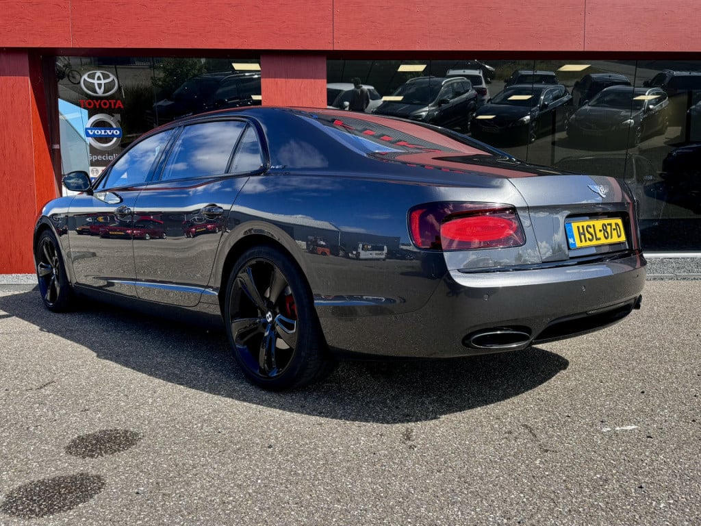 Bentley Flying Spur 6.0 w12 s | convenience-pakket | massage | nieuwstaat!