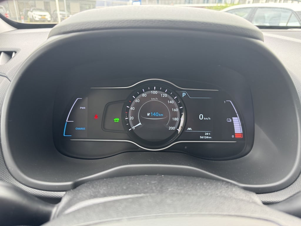 Hyundai Kona ev comf smart 39 kwh | 1e eigenaar | dealer onderhouden! |